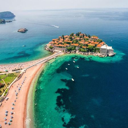 Bmv Room For 2-3 Persons Sveti Stefan Exterior photo